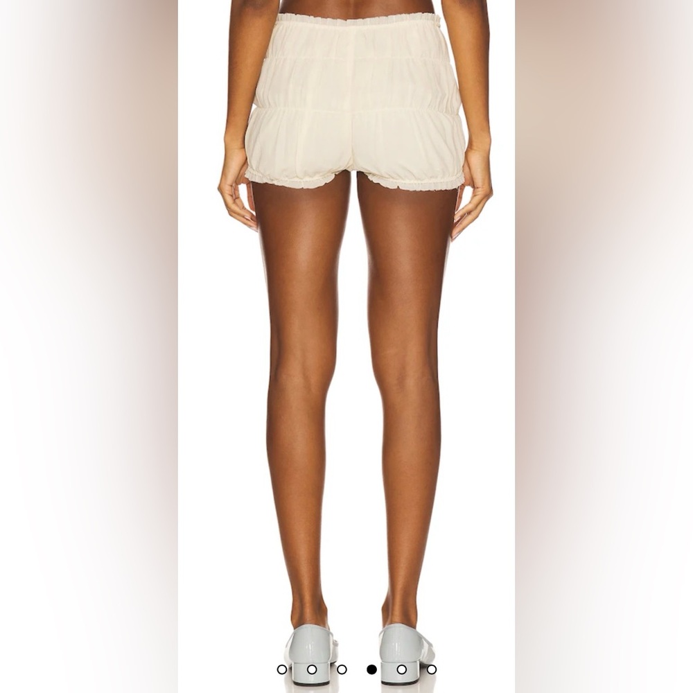 SER.O.YA X REVOLVE Lotta Ruffle Shorts Eggshell Cream NWT Luxury Lounge - Picture 5 of 10